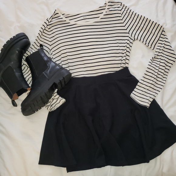 H&M Dresses & Skirts - H&M Circle Skirt - Black